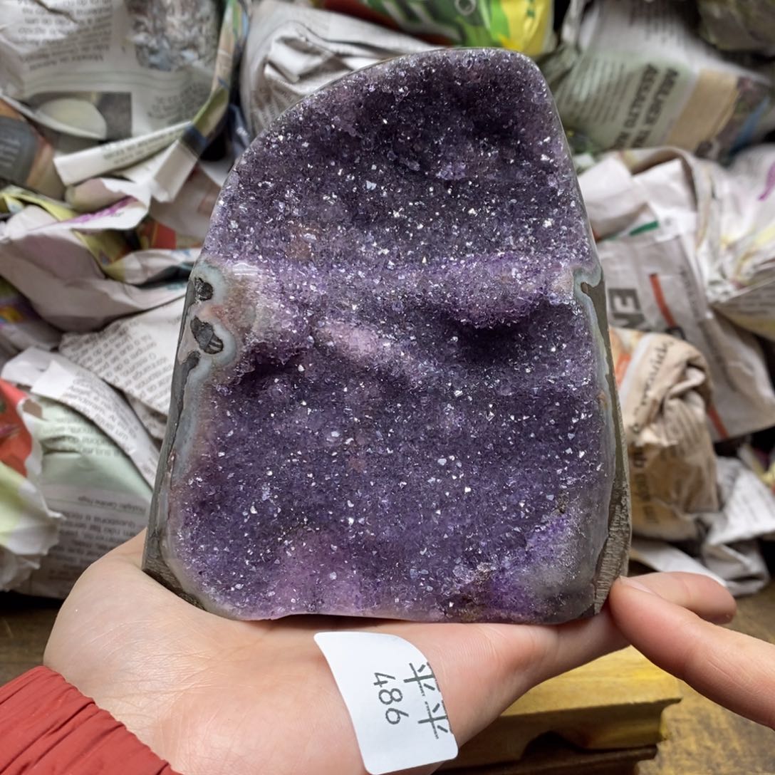 紫晶乌拉圭未镶嵌