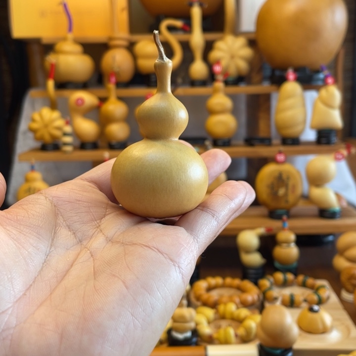阿****天然葫芦自然生长