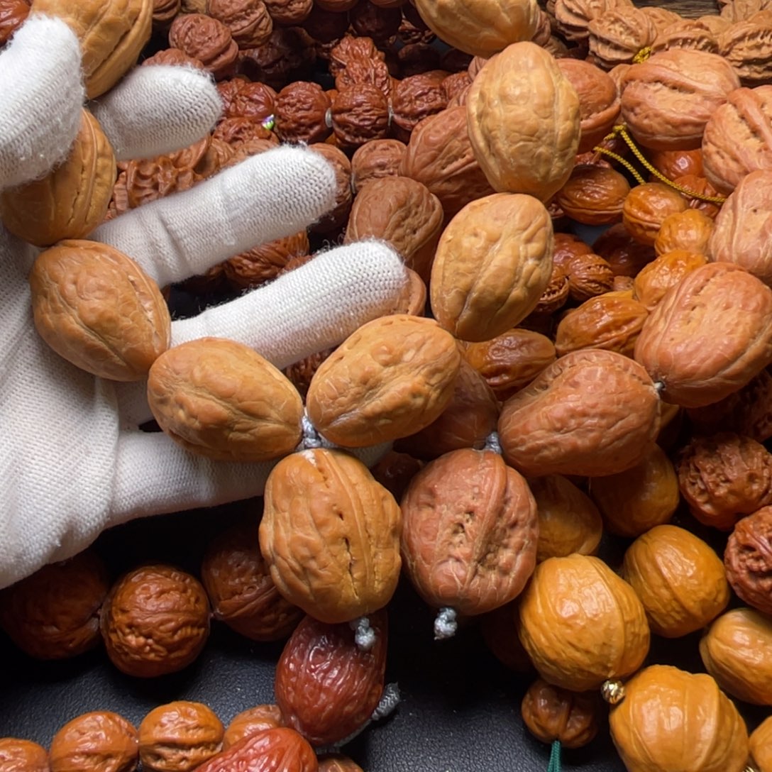 体***师文玩核桃手串原皮大枣