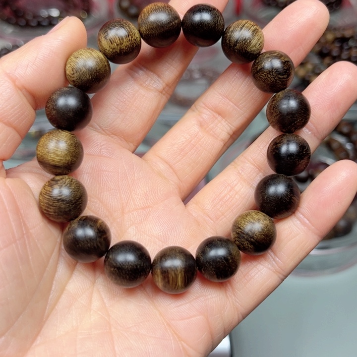 沉香手串謌**仁越南白棋满瘤疤1.2高货