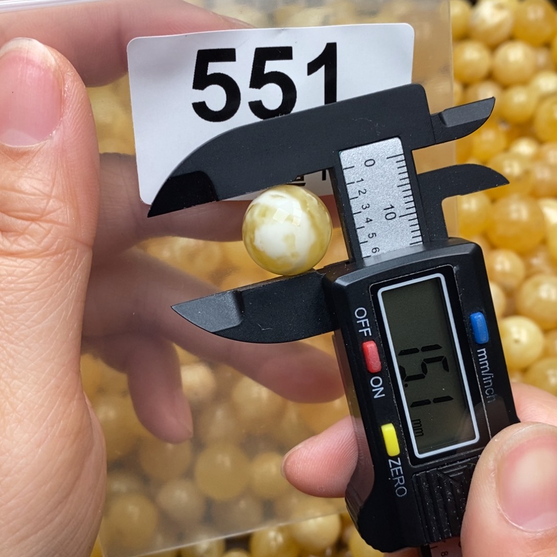 蜜蜡珠宝奇石未镶嵌