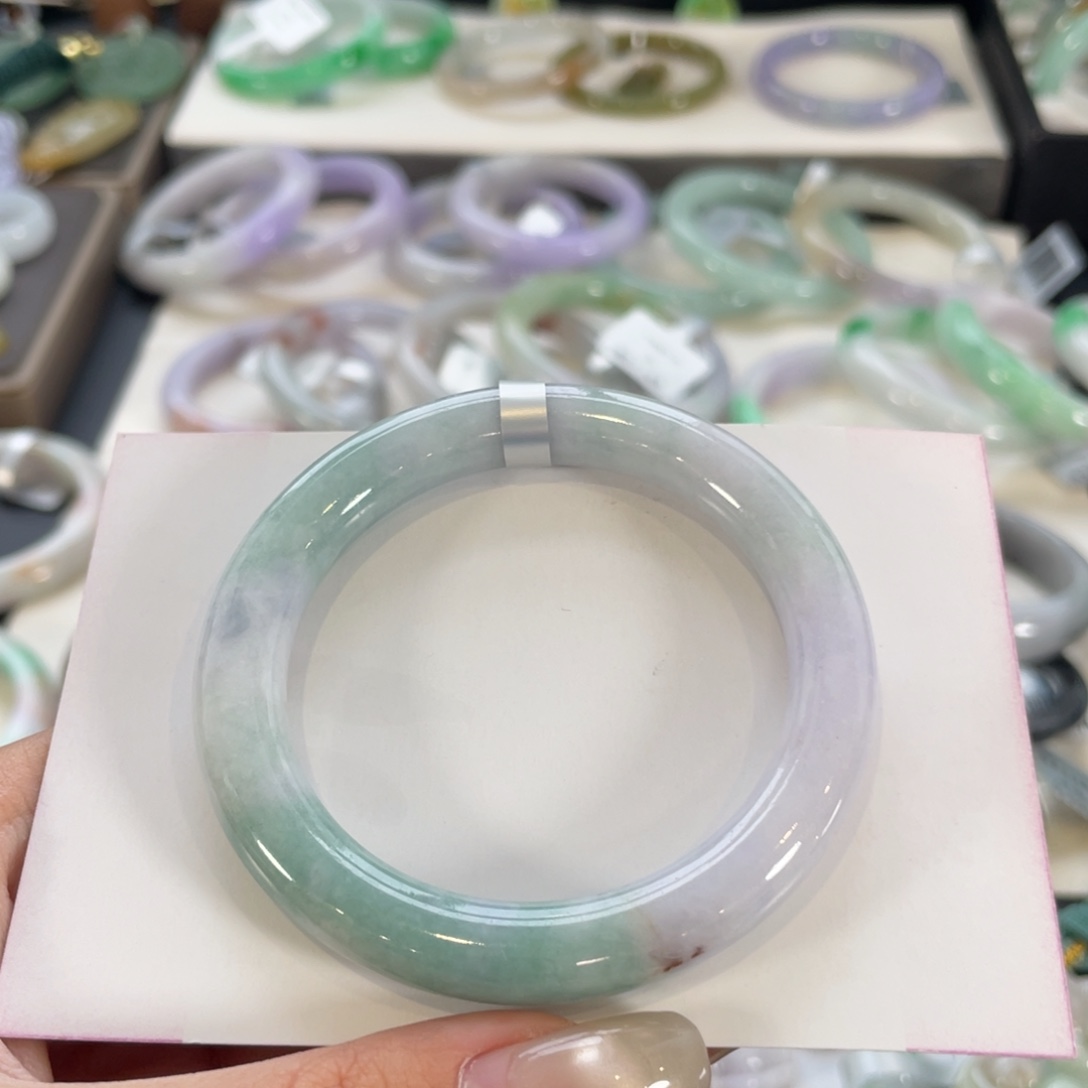 翡翠未镶嵌手镯3号51纹裂