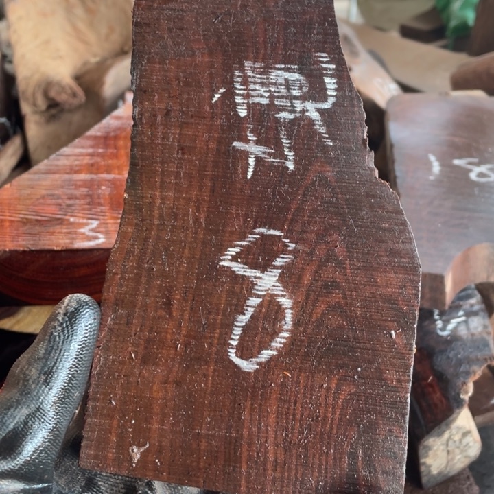 交趾黄檀（大红酸枝）境