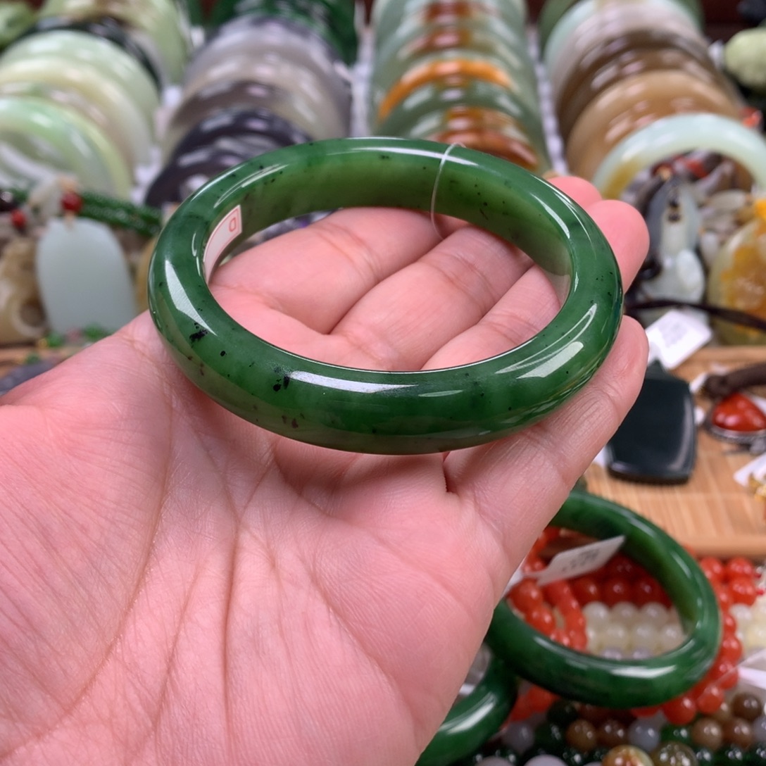 和田玉（碧玉）未镶嵌手镯58口径