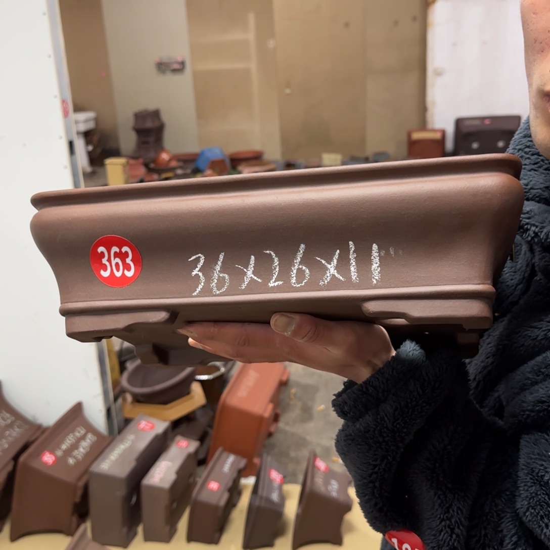 紫砂花盆呜呜呜呜