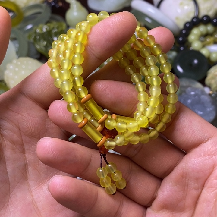 岫玉岫玉颈饰未镶嵌