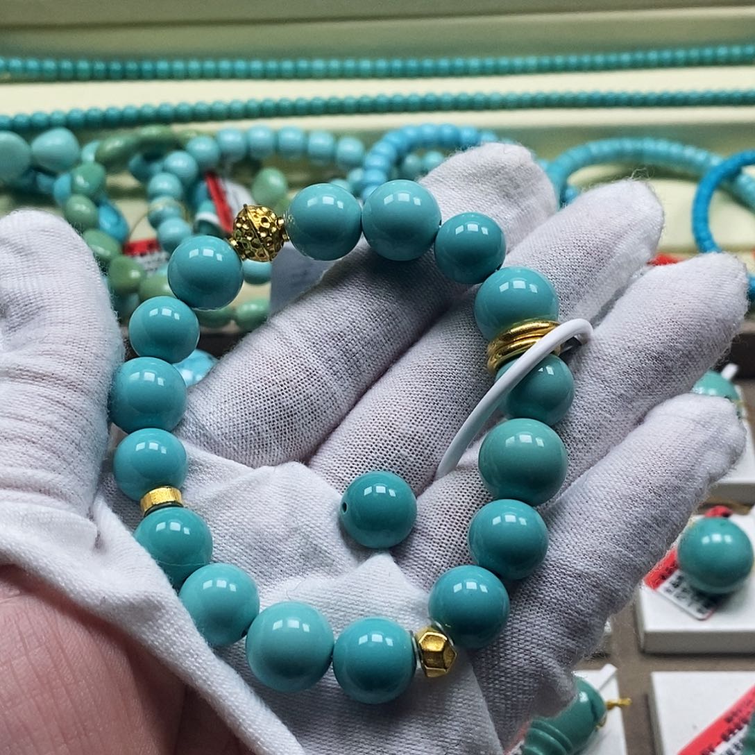 影***绿松石未镶嵌珠宝奇石