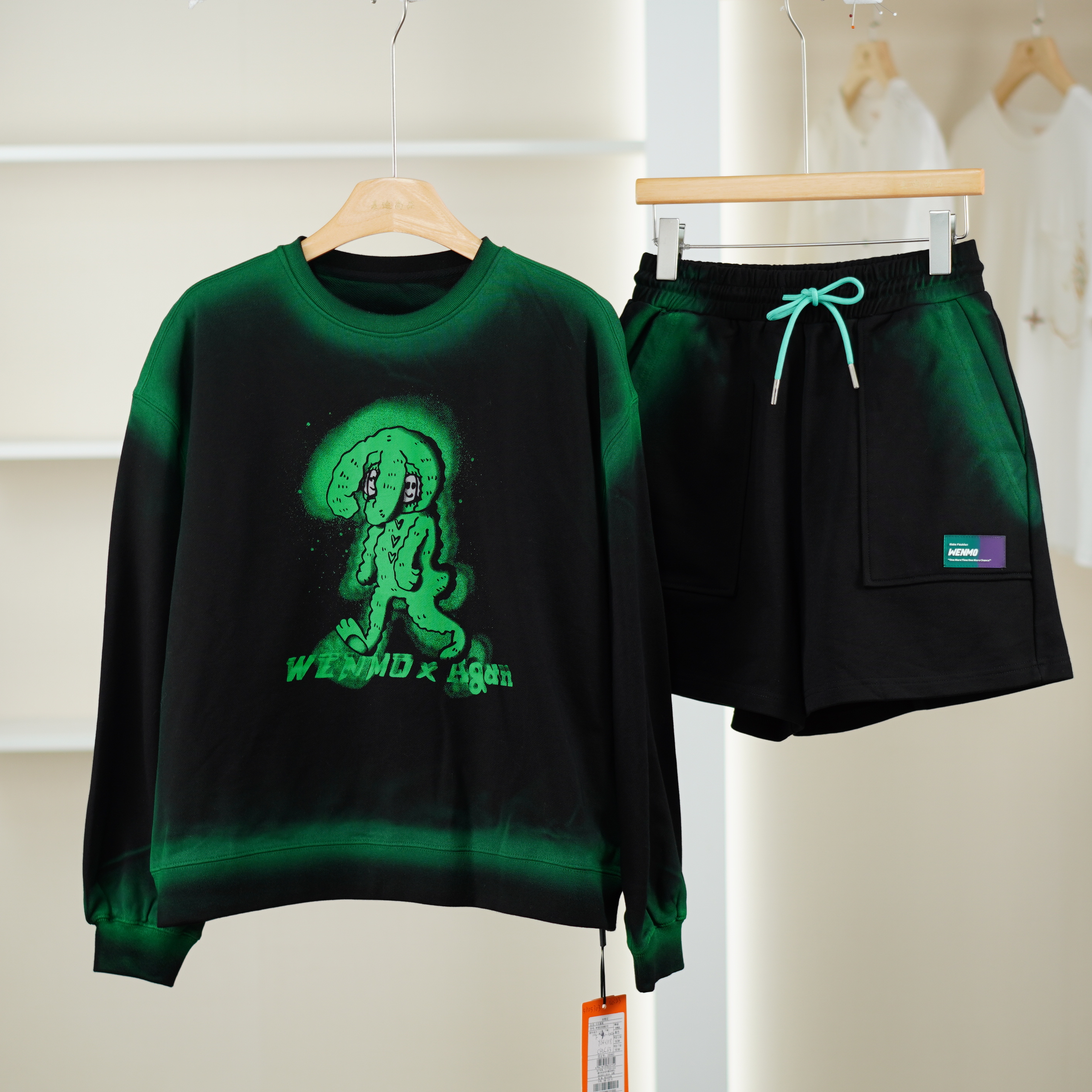 麦迪尚品【文M】51105303 秋季时尚休闲卫衣套装两件品牌女装折扣