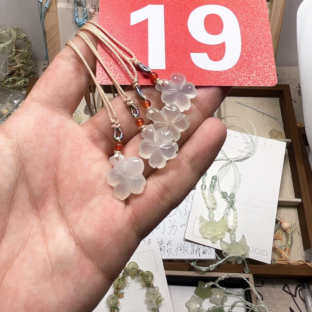 蛇纹石玉合金颈饰