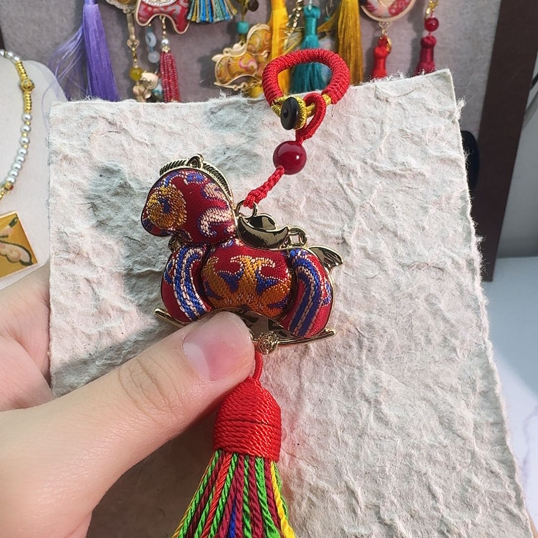 花岗石铁合金小马