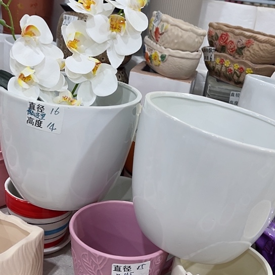 多肉绿植陶瓷花盆9.9包邮，有孔