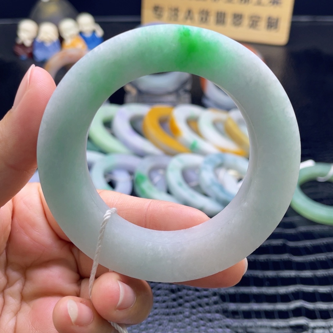 未镶嵌翡翠定制翡翠