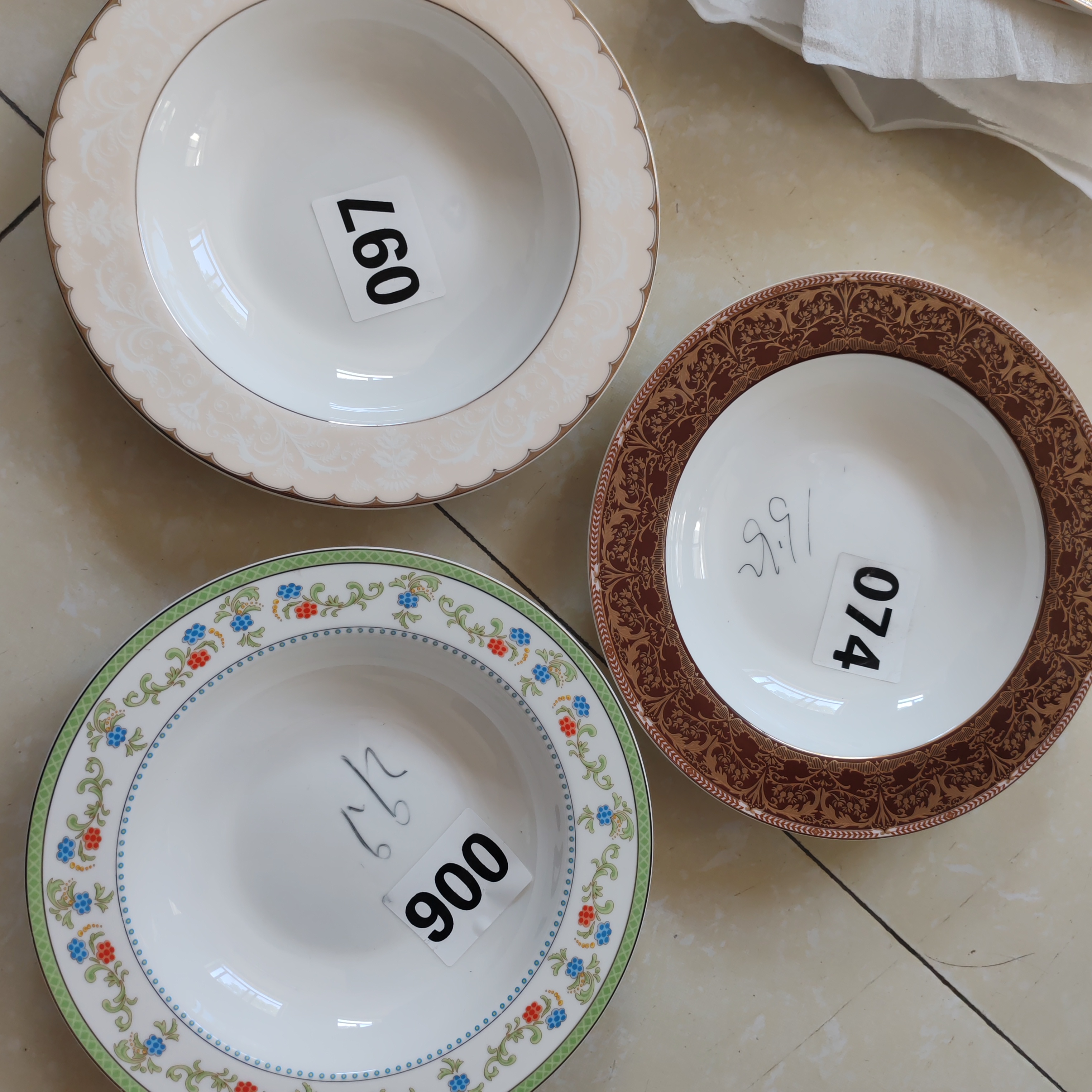 8英寸9英寸深汤盘、圆汤盘、方汤盘