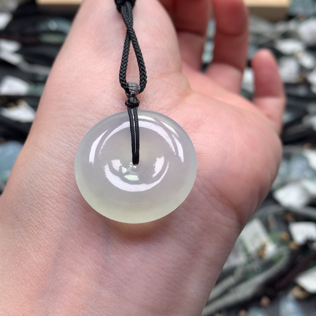 翡翠颈饰未镶嵌000000000000