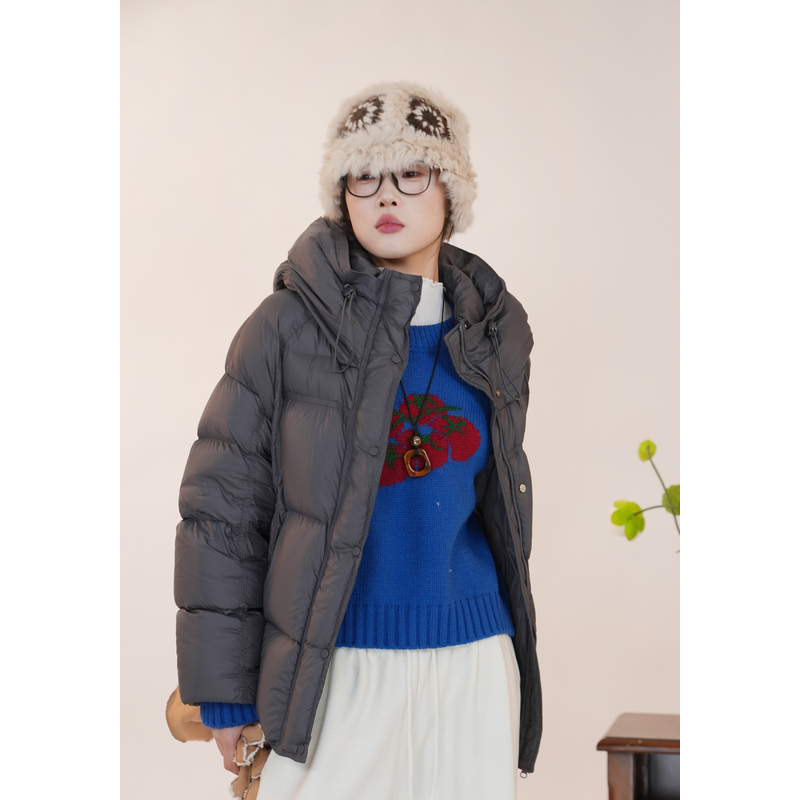 百武西“冰川雪羽”法式文艺中长款泡芙小奶包连帽保暖羽绒服9103