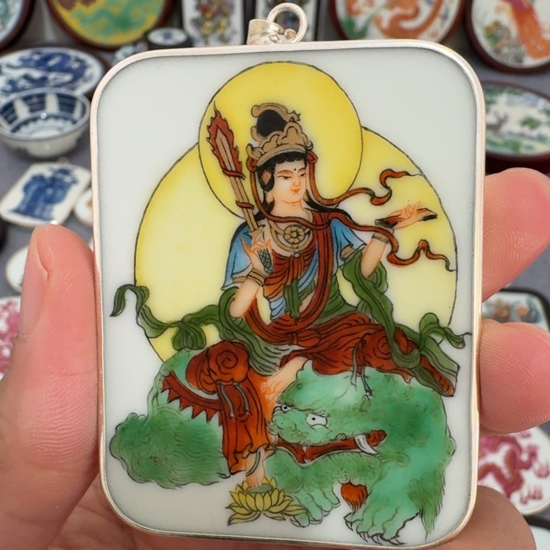 瓷片阿****a精品挂件一个