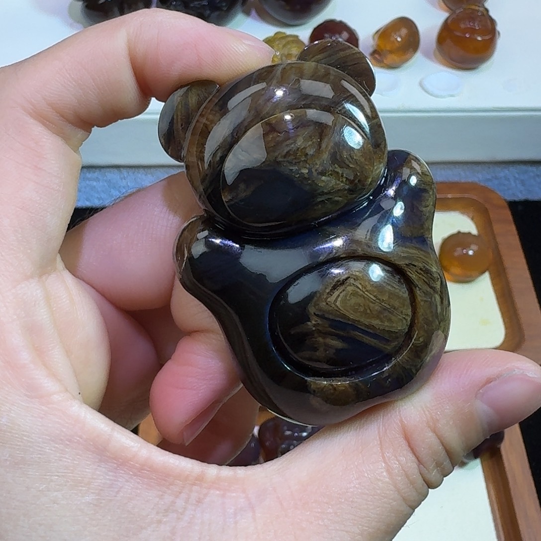 未镶嵌琥珀裸石琥珀