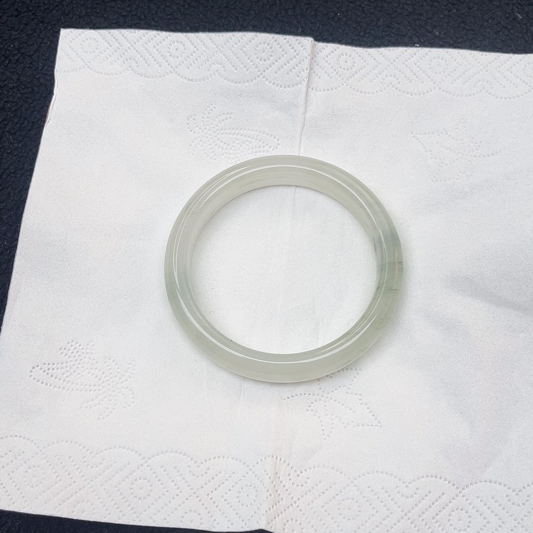 石英质玉未镶嵌手镯115