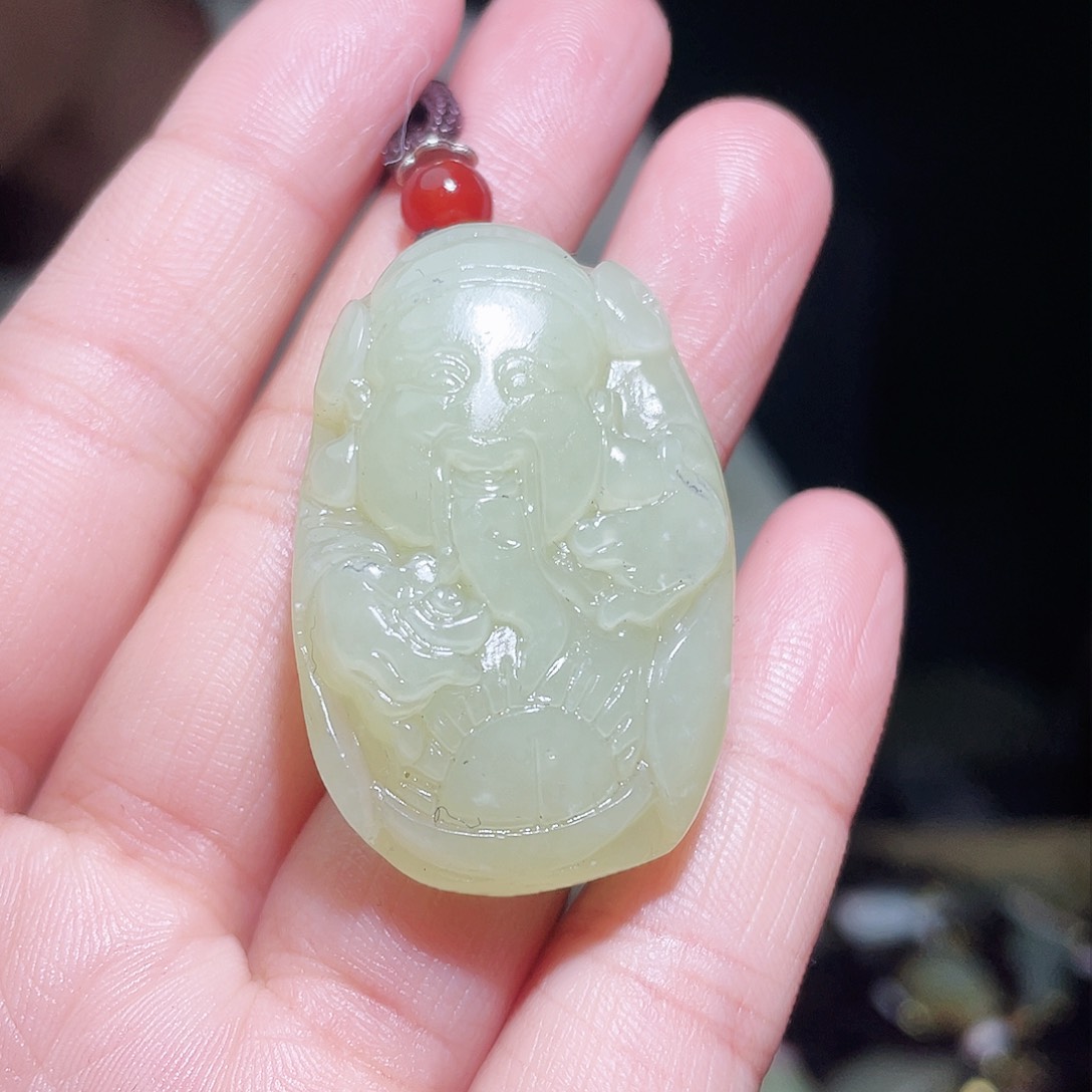 和田玉颈饰未镶嵌