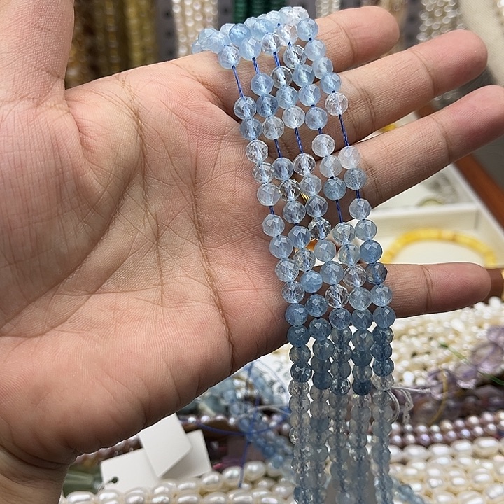 未镶嵌玛瑙/玉髓珠宝半成品一条6mm左右海蓝宝
