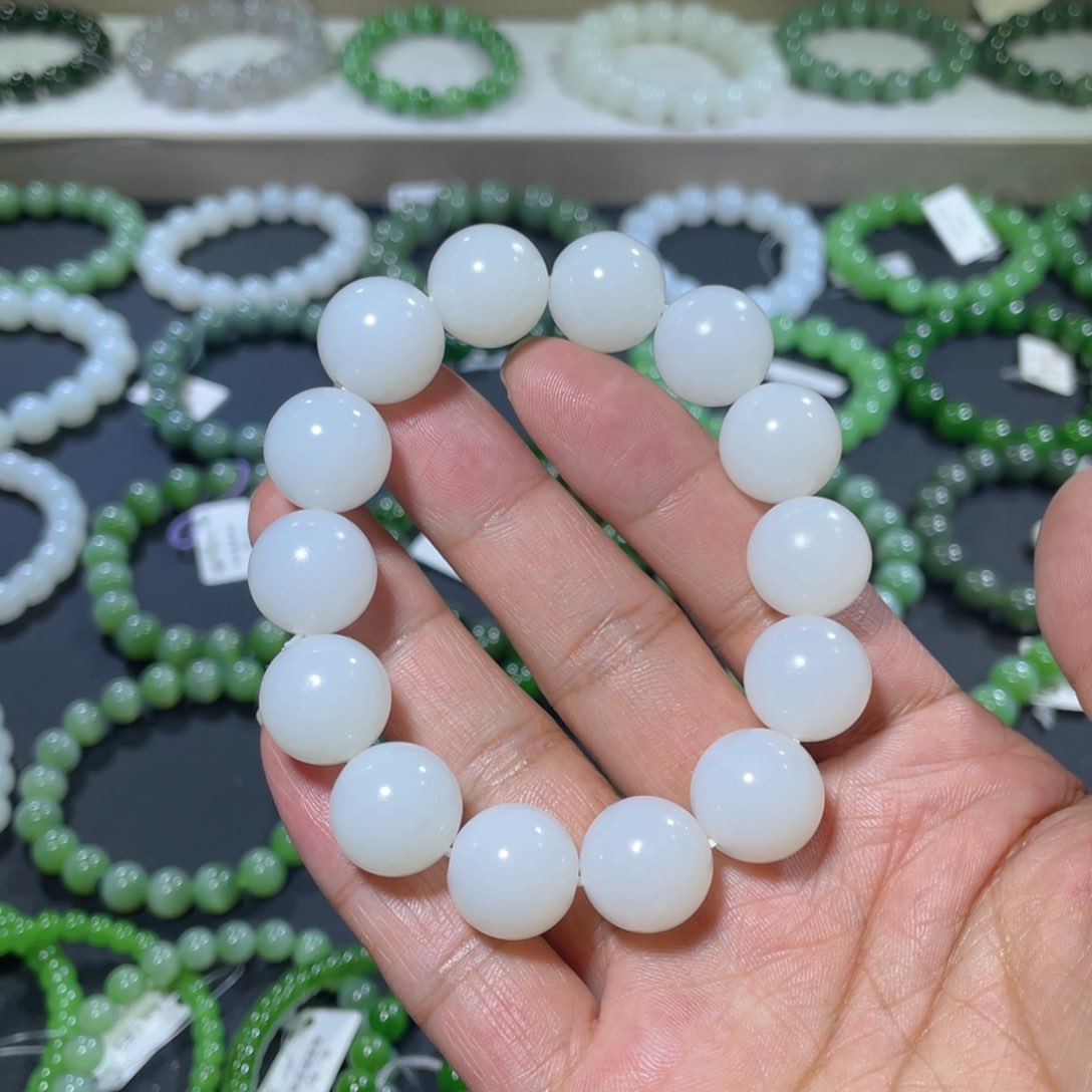 和田玉手链未镶嵌天**大