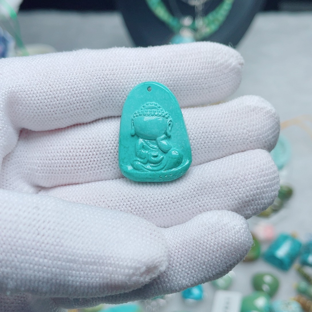 绿松石未镶嵌挂件