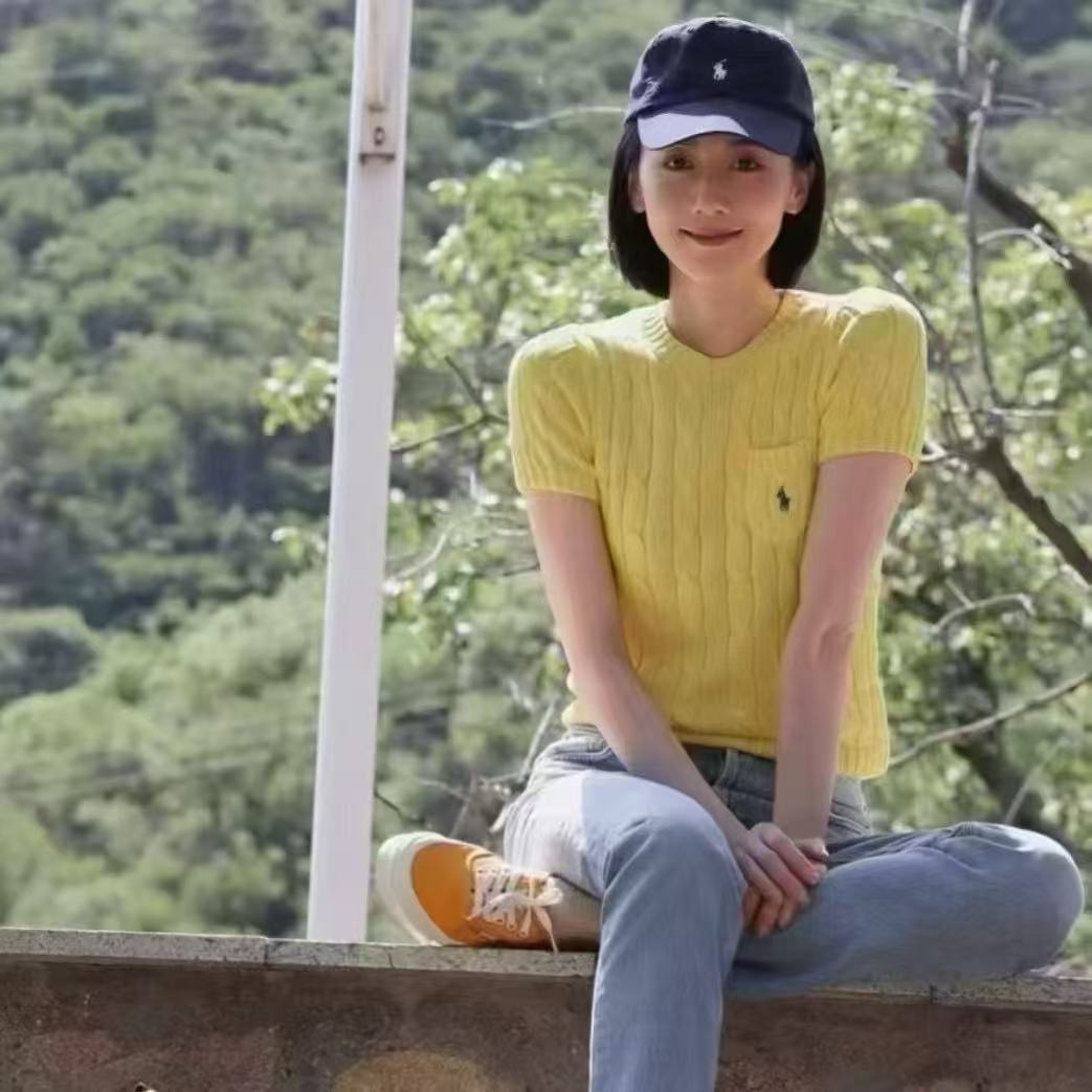 NANYOU新款刺绣小马女针织圆领口袋显瘦毛衣女款