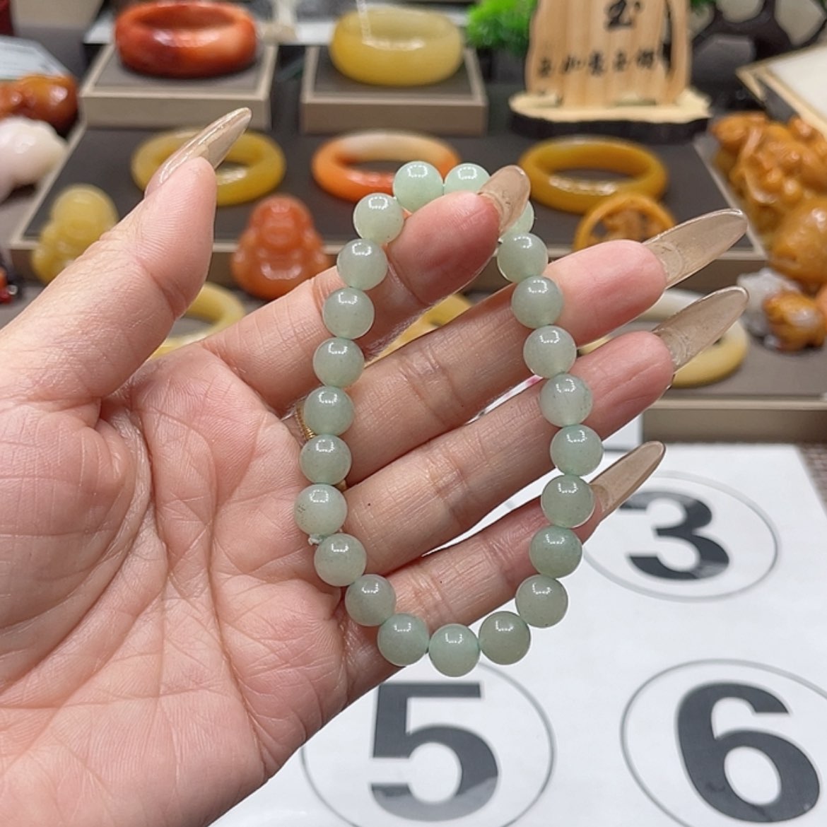 【闪购商品】石英质玉（黄龙玉）手链未镶嵌