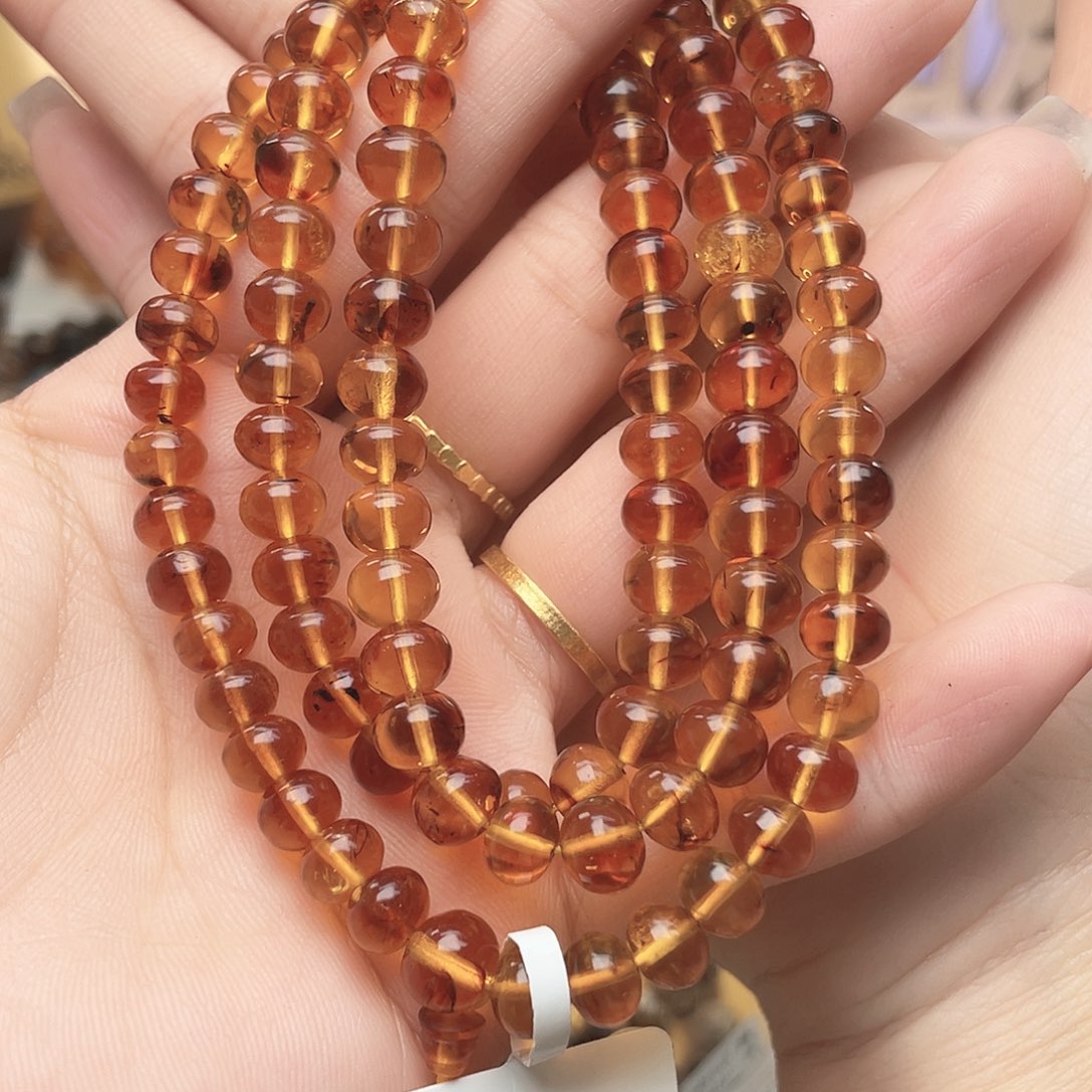 琥珀未镶嵌裸石7+