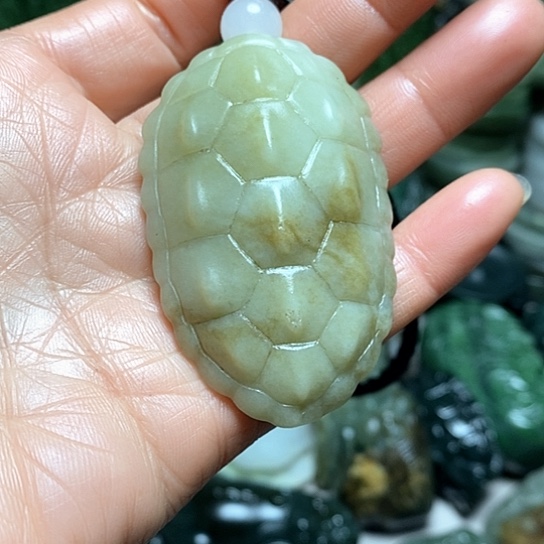 未镶嵌和田玉（糖玉）珠宝半成品