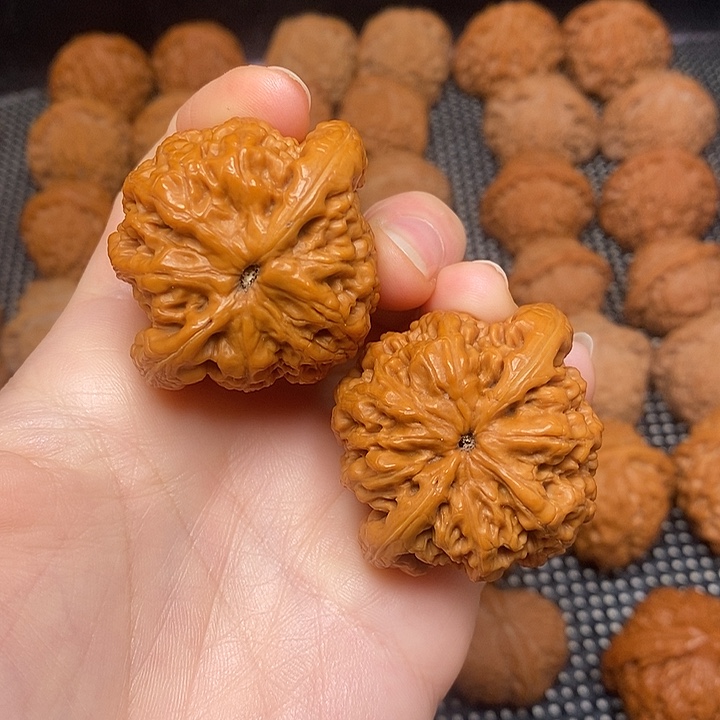 文玩核桃把件晚**酒金公子46