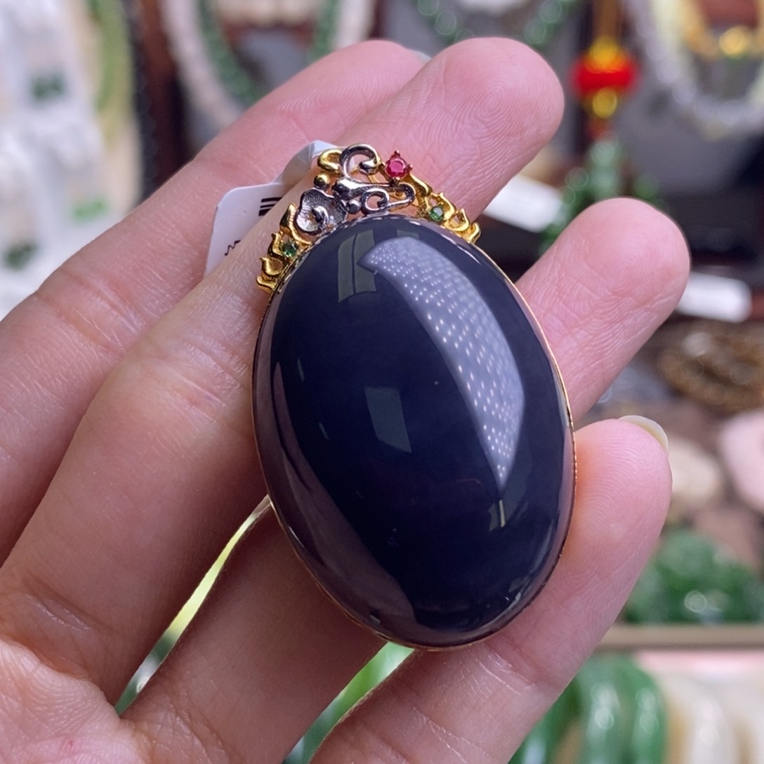 和田玉烟紫金镶帝王紫蛋面吊坠未镶嵌