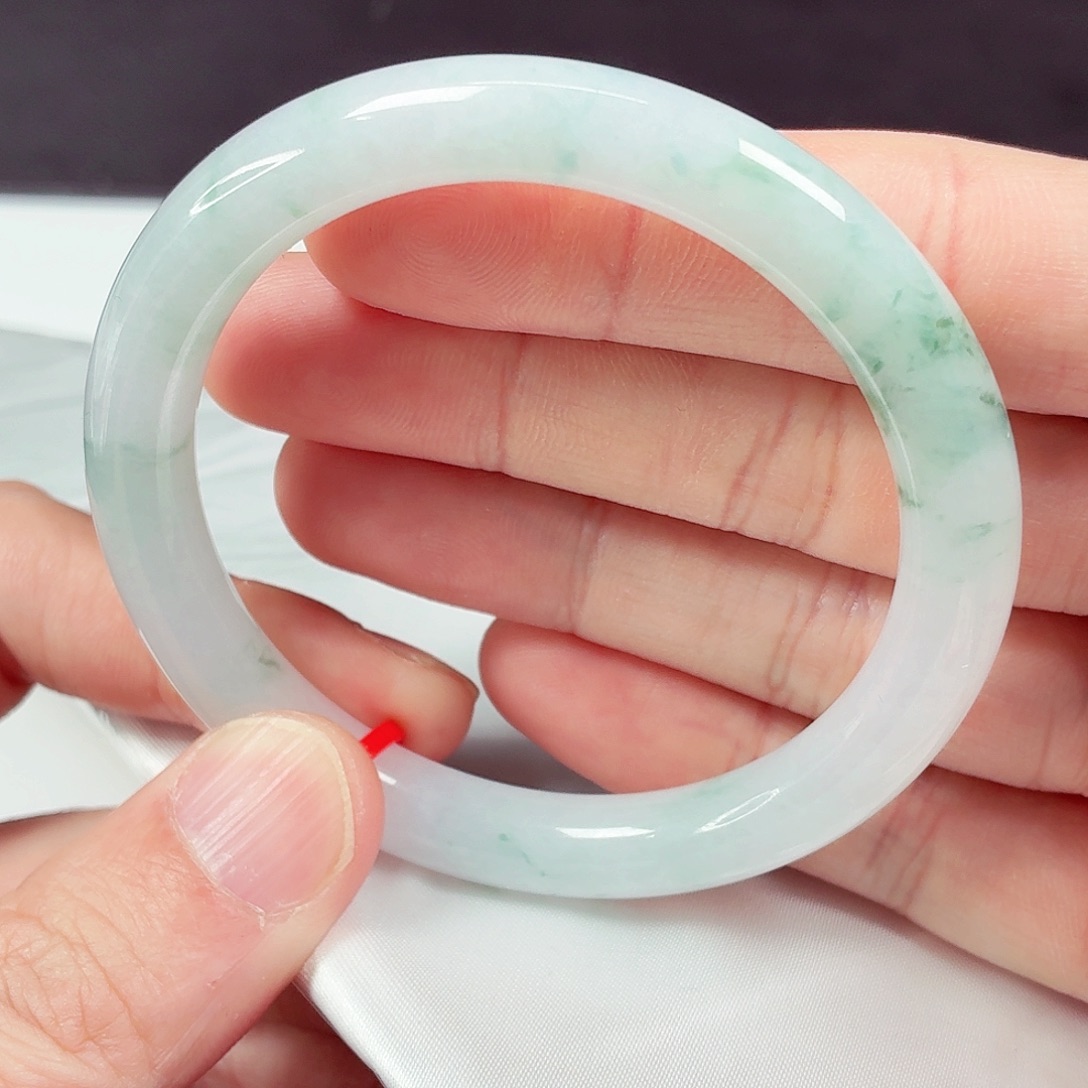 翡翠未镶嵌手镯56.5圈