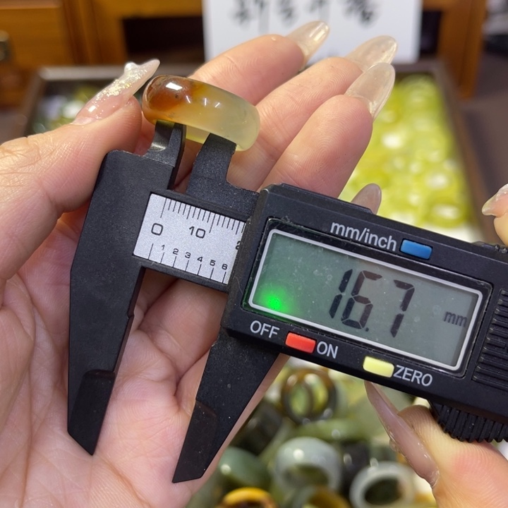 蛇纹石玉未镶嵌戒指34