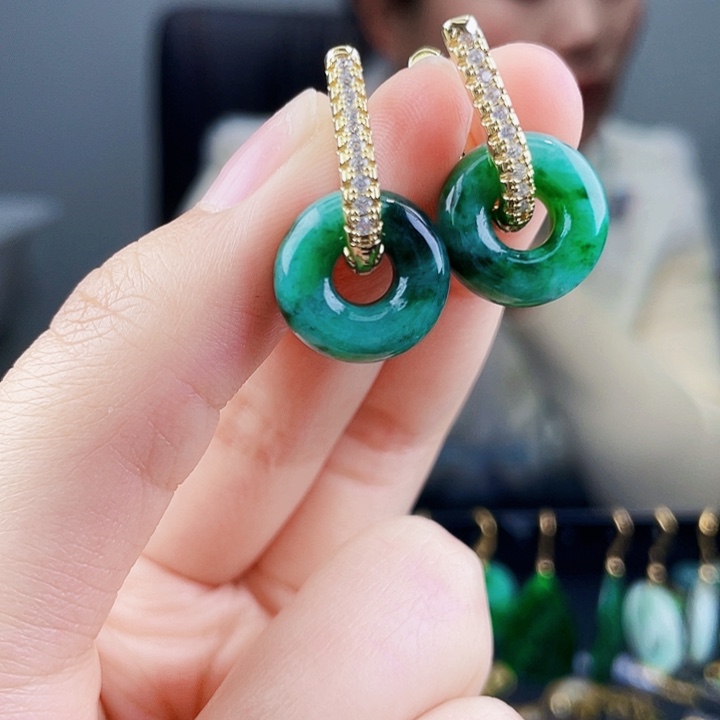 翡翠耳饰未镶嵌饰品