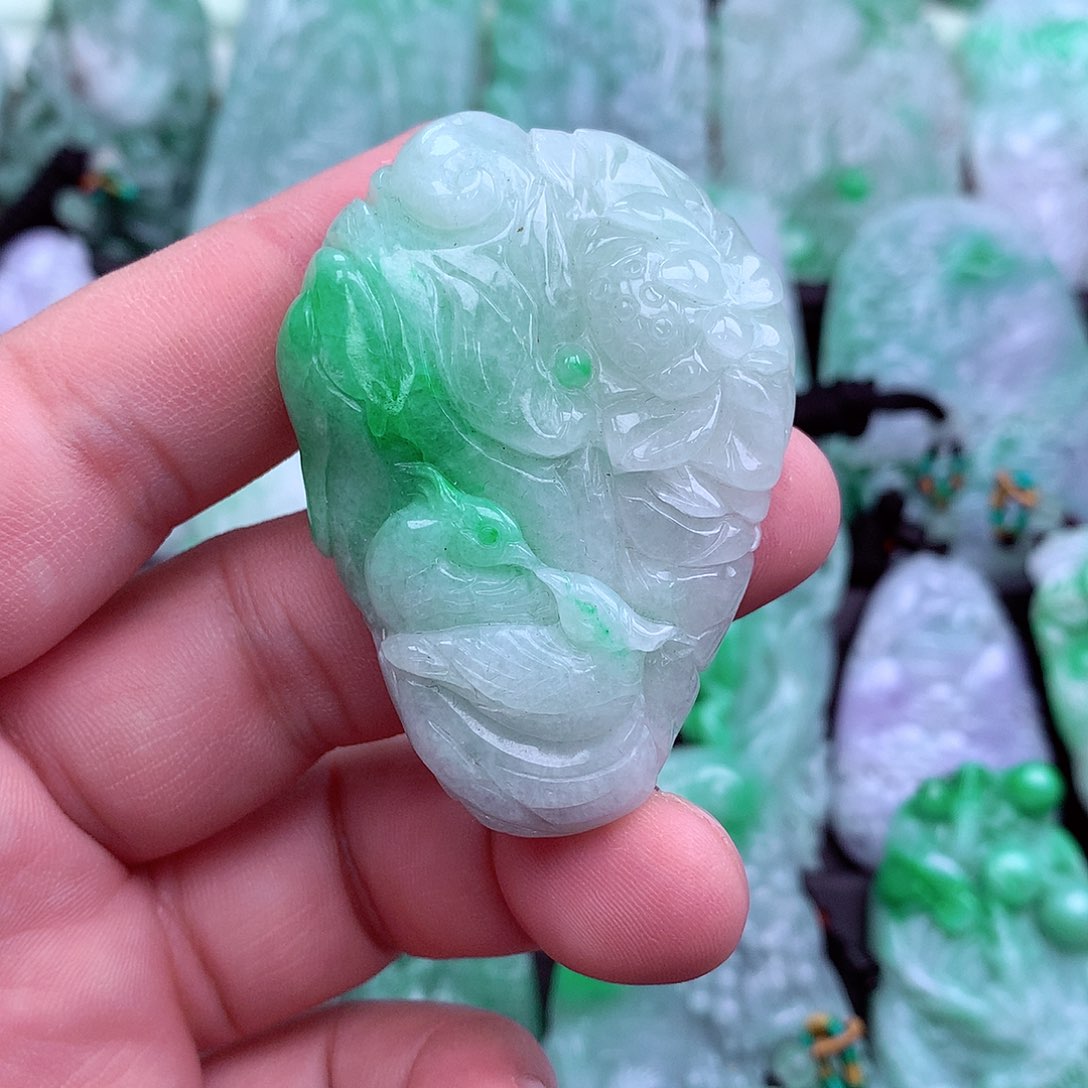 翡翠吊坠(不含链)未镶嵌