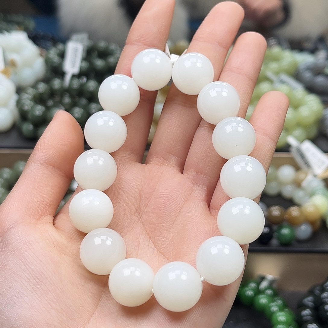 和田玉手链未镶嵌