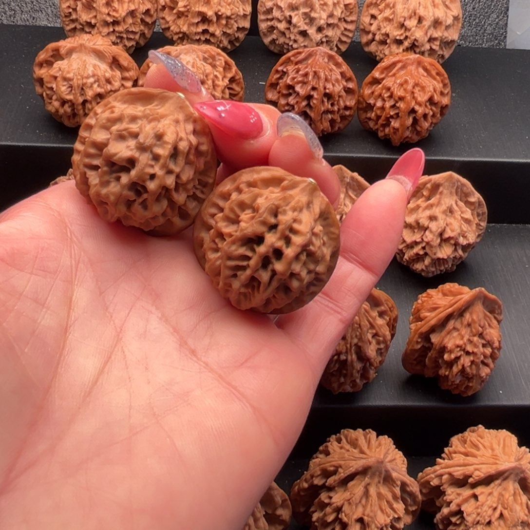 Y***w把件文玩核桃秦闷镶嵌