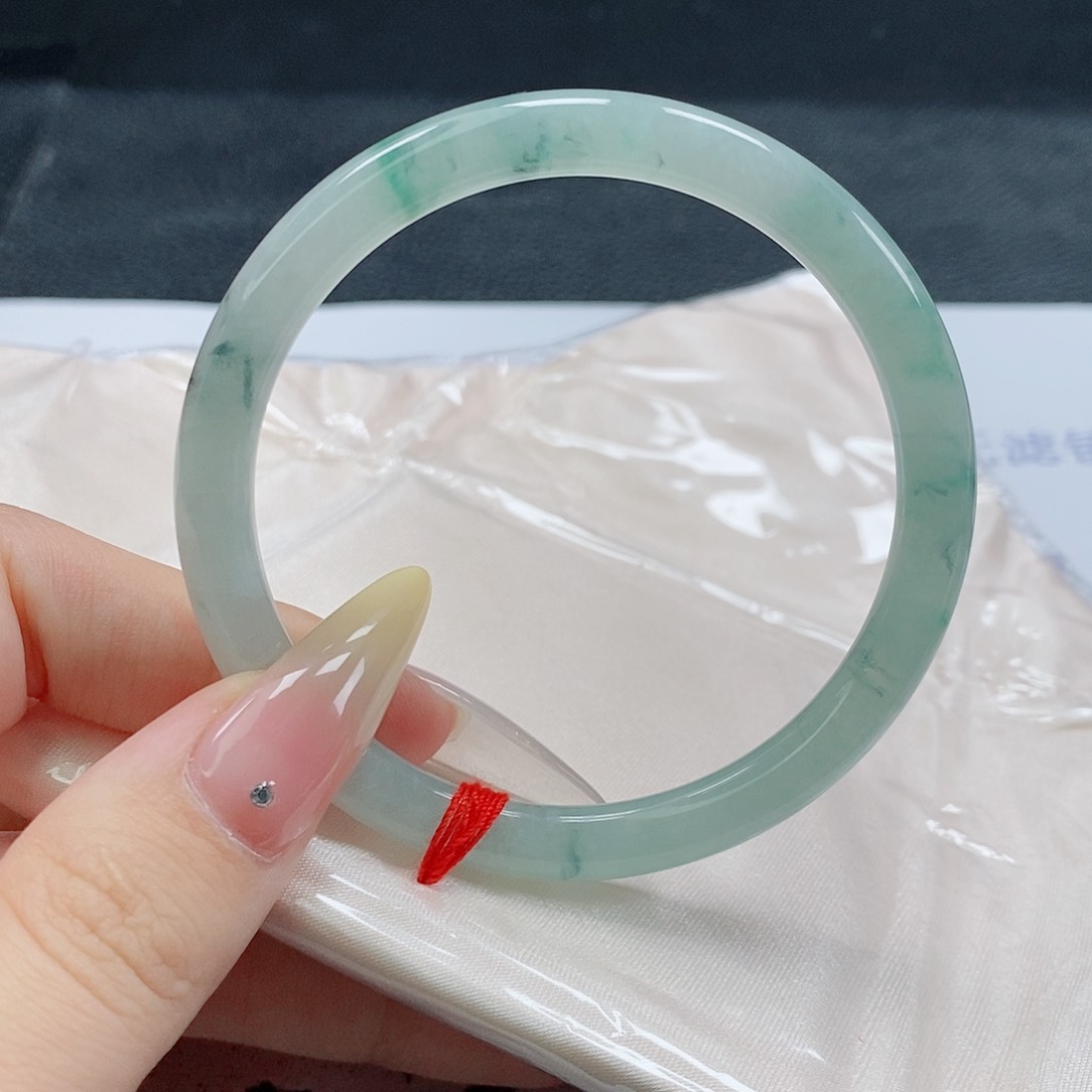 【闪购商品】翡翠手镯（圆镯）未镶嵌364号