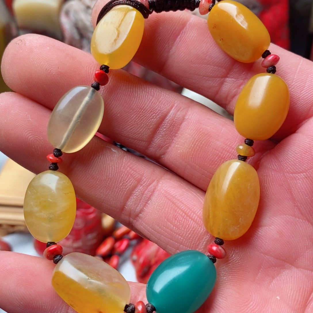 昌化鸡血石昌化鸡血石手链