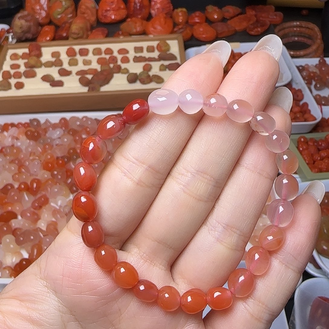 南红玛瑙未镶嵌颈饰