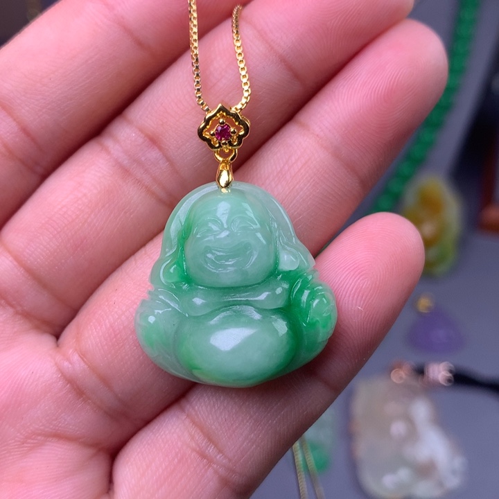 翡翠未镶嵌吊坠(赠链)