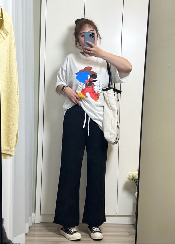 胖丁家宽松抽绳慵懒风微喇裤脚破边卫裤