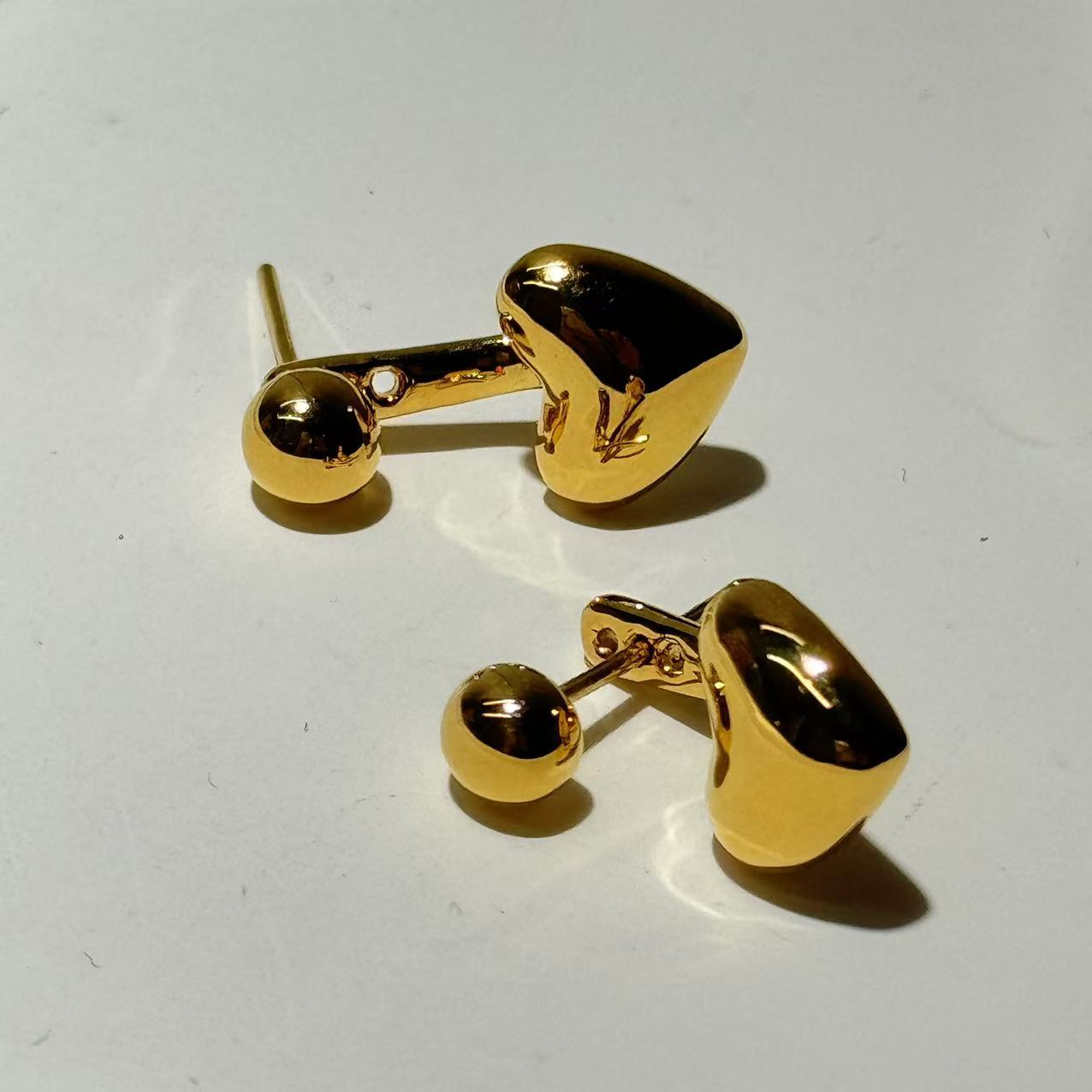 黄金足金999亮面圆珠爱心5D硬金耳环