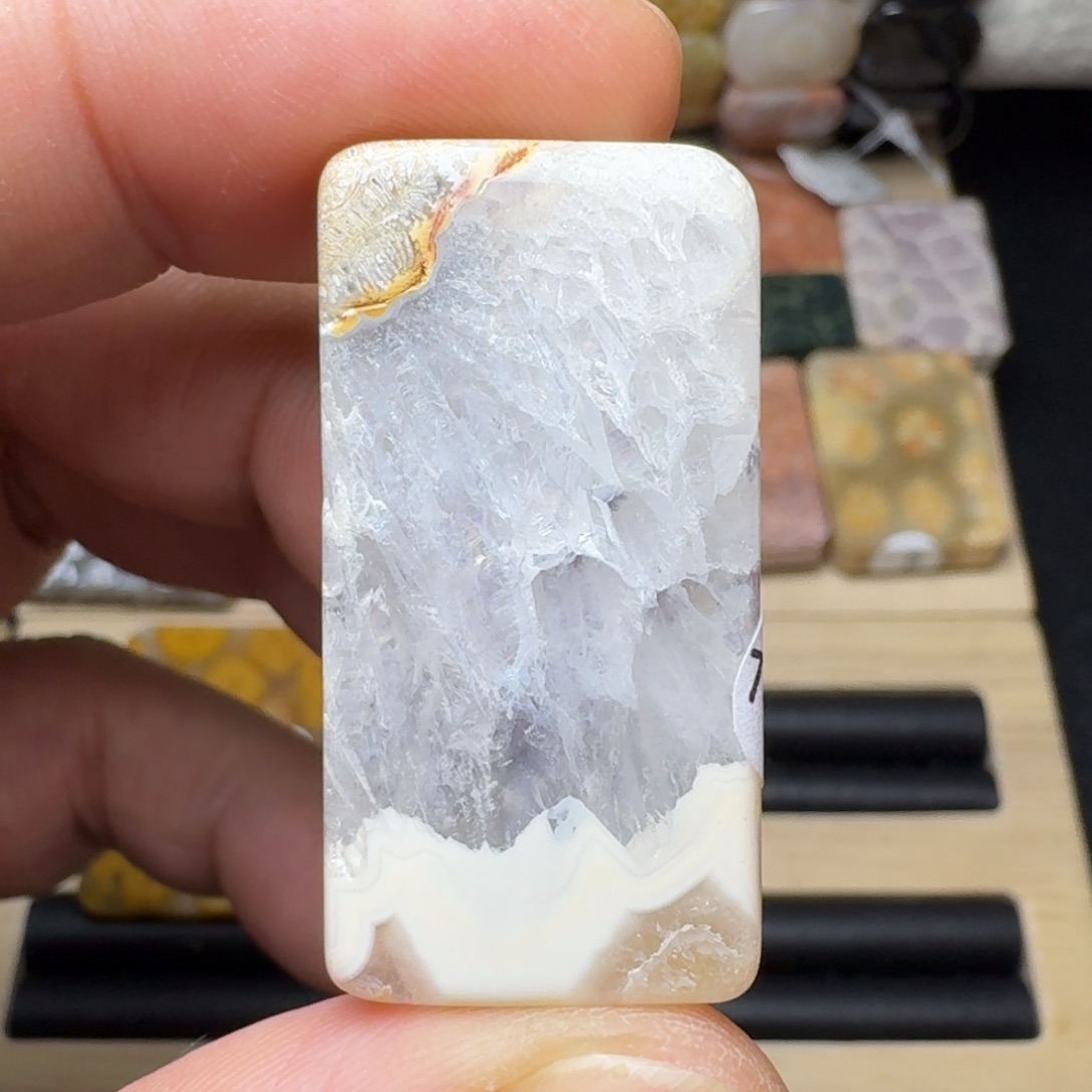 硅化玉未镶嵌纯天然色有机玉石保真色瑕疵特价不退换