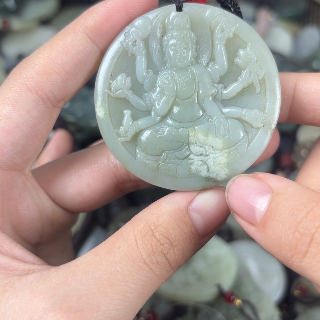 和田玉颈饰未镶嵌