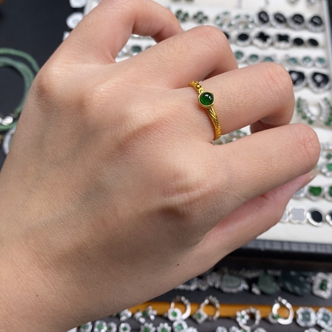 未镶嵌挂件翡翠翡翠