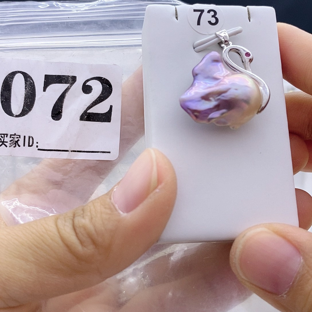 淡水珍珠颈饰钛钢