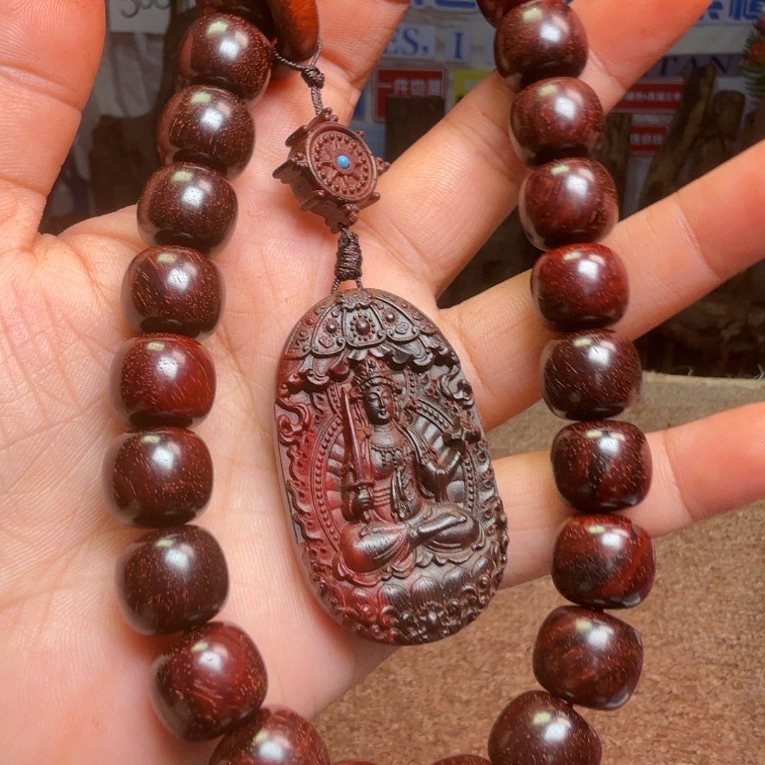 檀香紫檀（小叶紫檀）手串1213手持