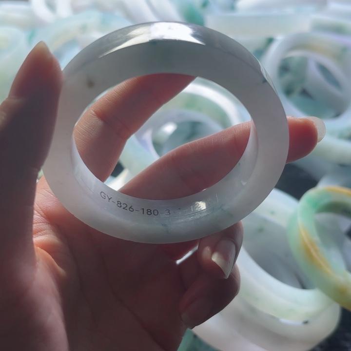 萍***萍定制翡翠未镶嵌不退不换